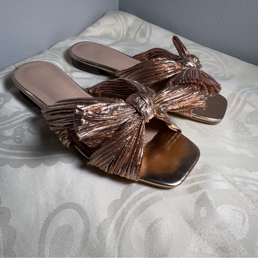 Journee Collection Metallic Bow Sandals